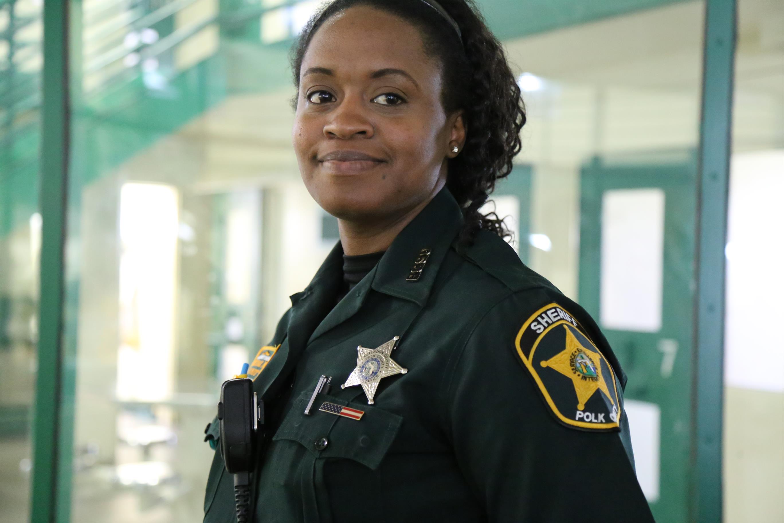 Female detention deputy